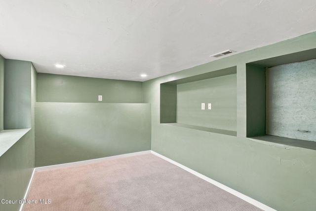 917 E St Maries Ave, Coeur D'alene, ID 83814