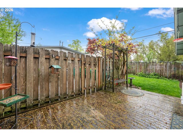 5566 Sw ERICKSON Ave, Beaverton, OR 97005