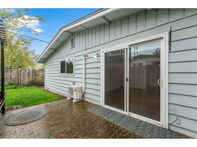 5566 Sw ERICKSON Ave, Beaverton, OR 97005