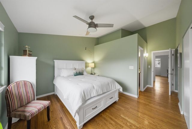 8005 Wildwood Lane, Darien, IL 60561