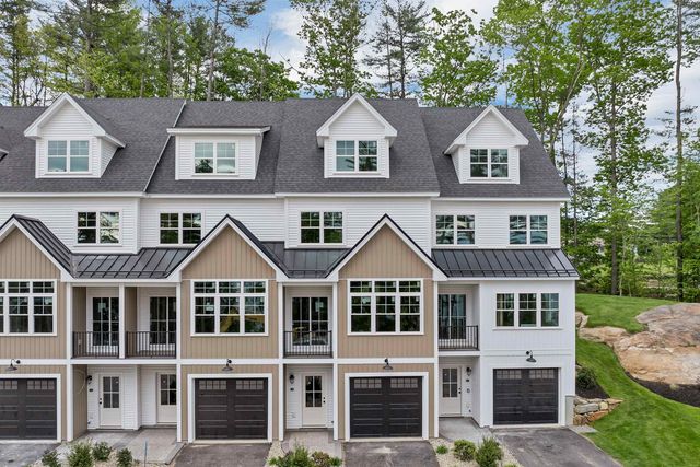 60 White Oaks Rd Unit 27, Laconia, NH 03246