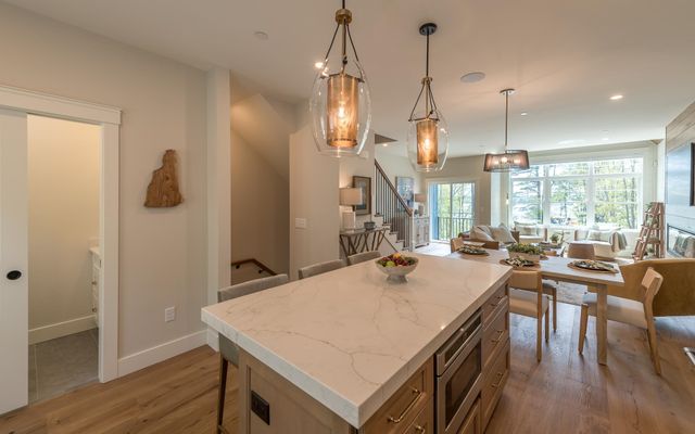 60 White Oaks Rd Unit 27, Laconia, NH 03246