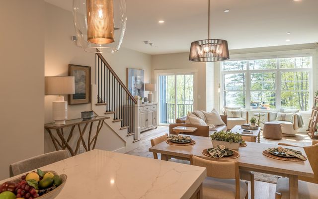 60 White Oaks Rd Unit 27, Laconia, NH 03246