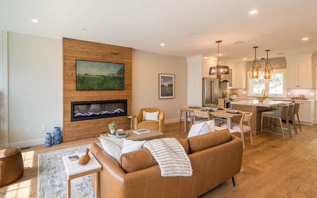 60 White Oaks Rd Unit 27, Laconia, NH 03246