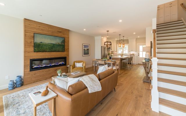 60 White Oaks Rd Unit 27, Laconia, NH 03246