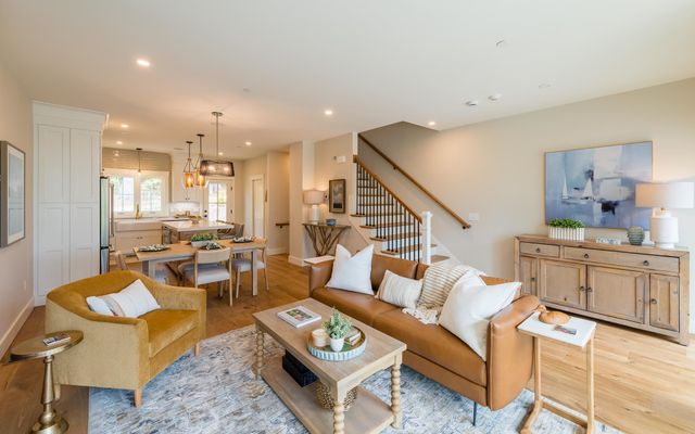 60 White Oaks Rd Unit 27, Laconia, NH 03246