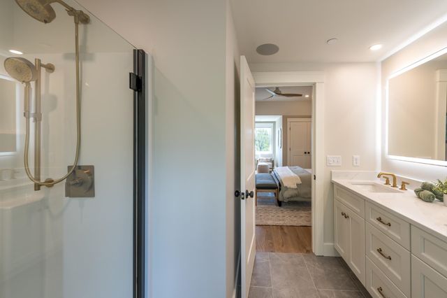 60 White Oaks Rd Unit 27, Laconia, NH 03246