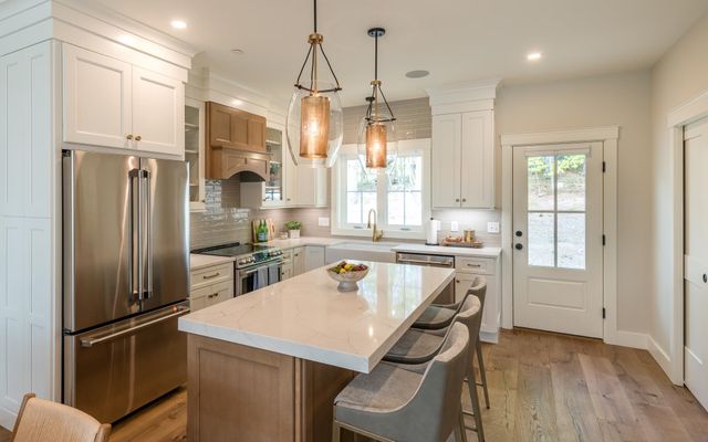 60 White Oaks Rd Unit 27, Laconia, NH 03246