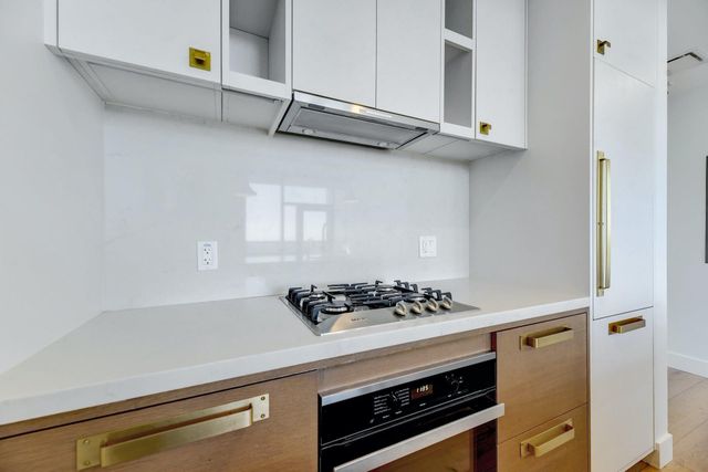 70 Rainey ST 1205, Austin, TX 78701