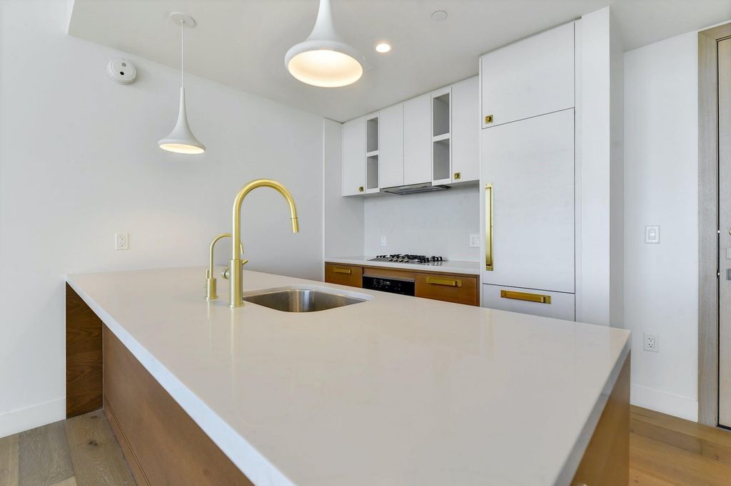 70 Rainey ST 1205, Austin, TX 78701