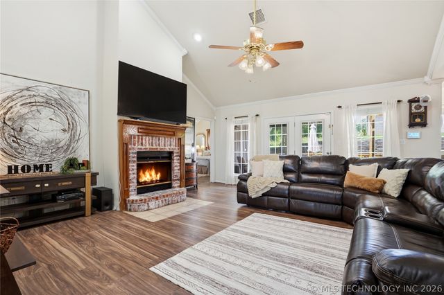 497 Rockwood Drive, Kiefer, OK 74041
