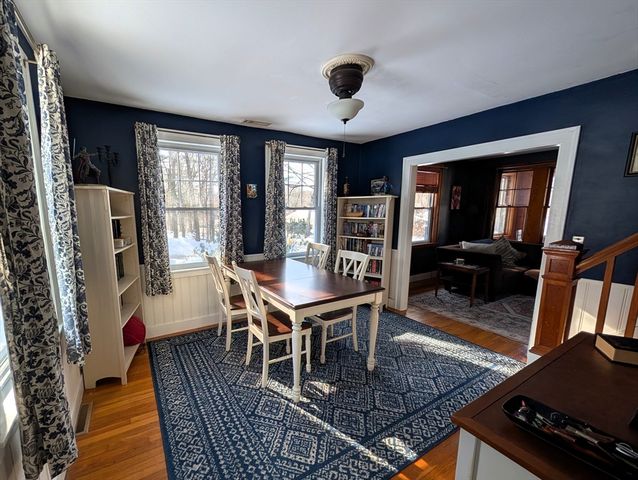 376 Treble Cove Rd, Billerica, MA 01862