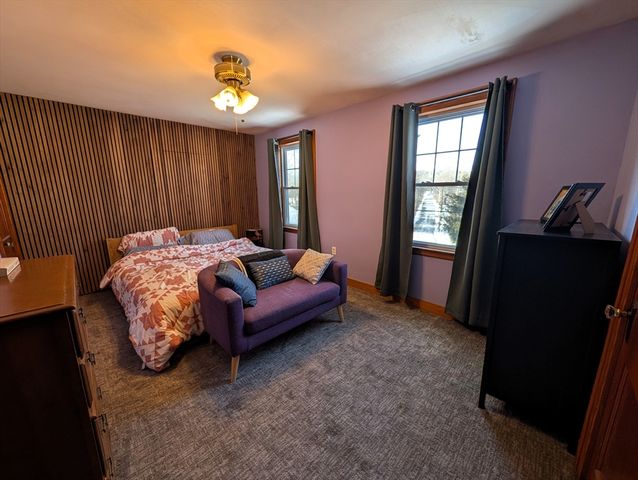 376 Treble Cove Rd, Billerica, MA 01862