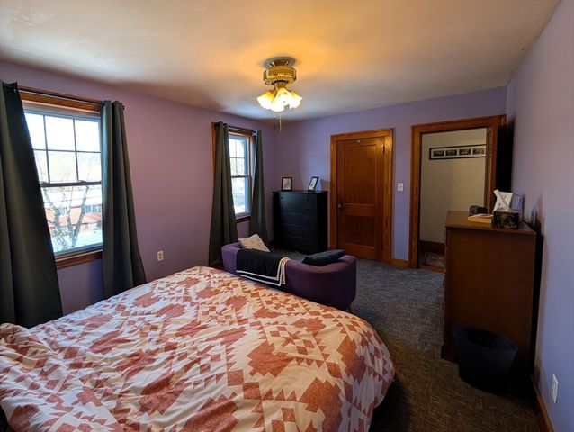 376 Treble Cove Rd, Billerica, MA 01862