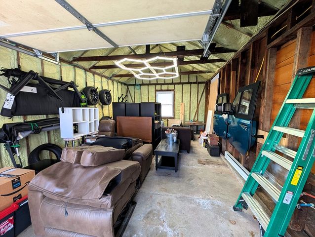 376 Treble Cove Rd, Billerica, MA 01862