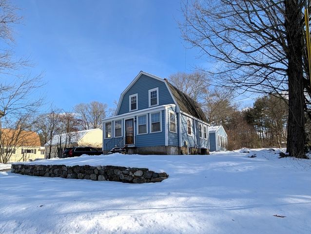 376 Treble Cove Rd, Billerica, MA 01862