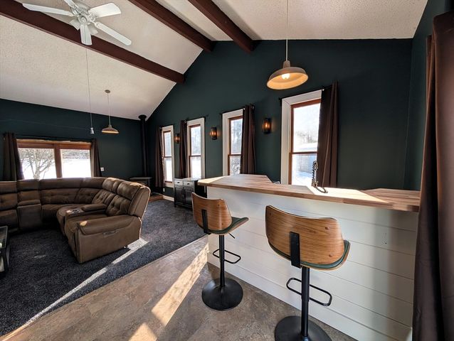 376 Treble Cove Rd, Billerica, MA 01862