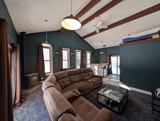 376 Treble Cove Rd, Billerica, MA 01862