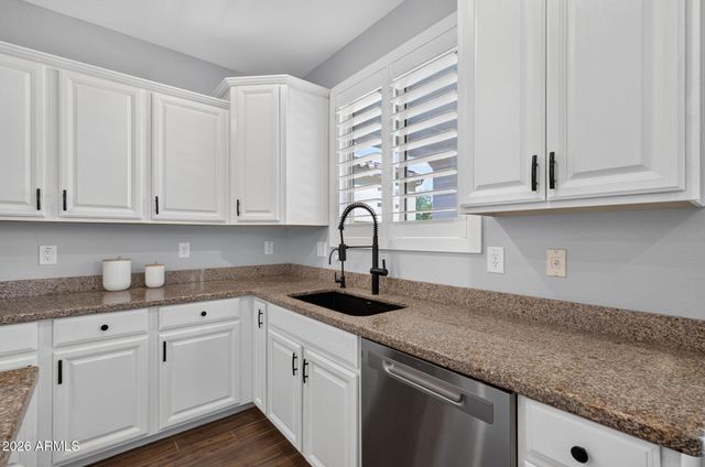10213 E SABLE Avenue, Mesa, AZ 85212