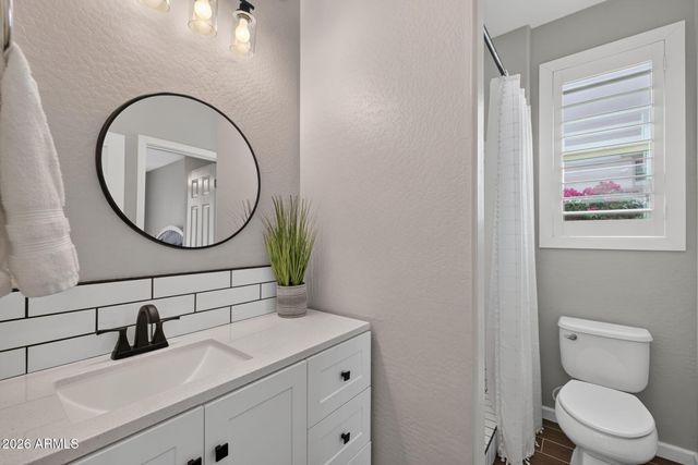 10213 E SABLE Avenue, Mesa, AZ 85212