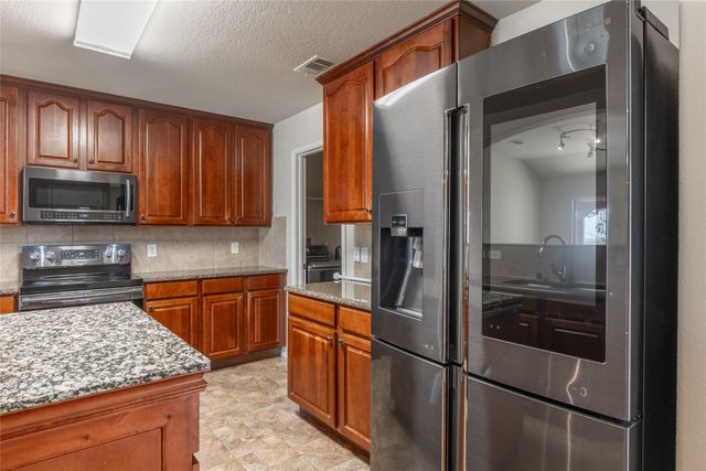 472 Grant Lane, Lavon, TX 75166
