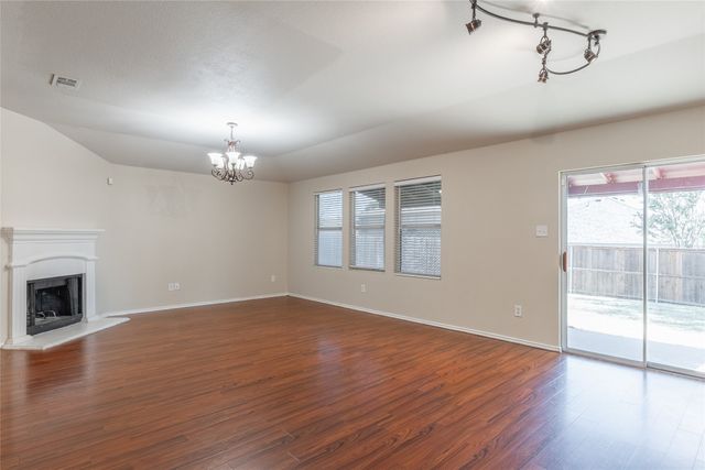 472 Grant Lane, Lavon, TX 75166