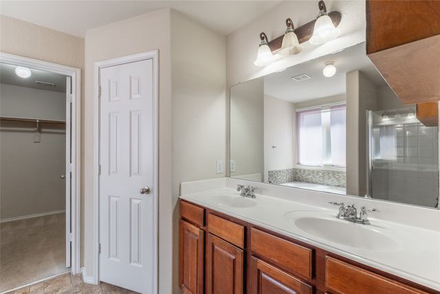 472 Grant Lane, Lavon, TX 75166