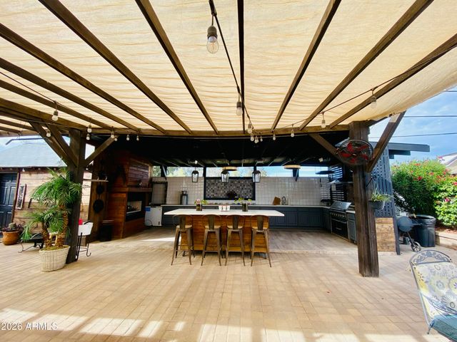 3938 W LYNNE Lane, Phoenix, AZ 85041