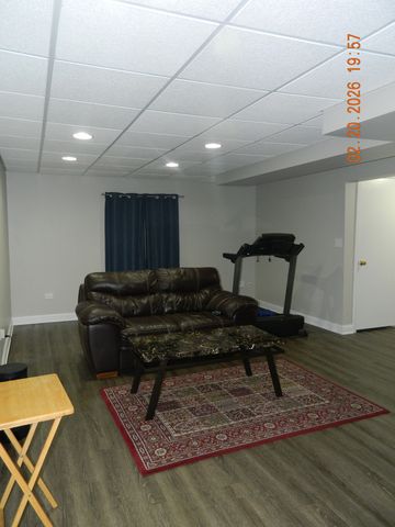 5924 Glass Pointe Circle, Plainfield, IL 60586