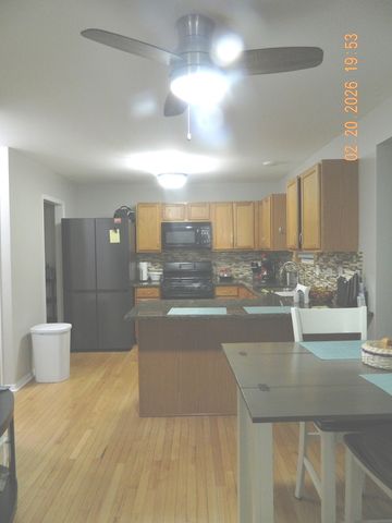 5924 Glass Pointe Circle, Plainfield, IL 60586