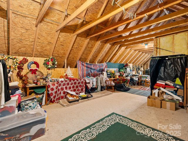 70 Pierce Elders Road, Whittier, NC 28789