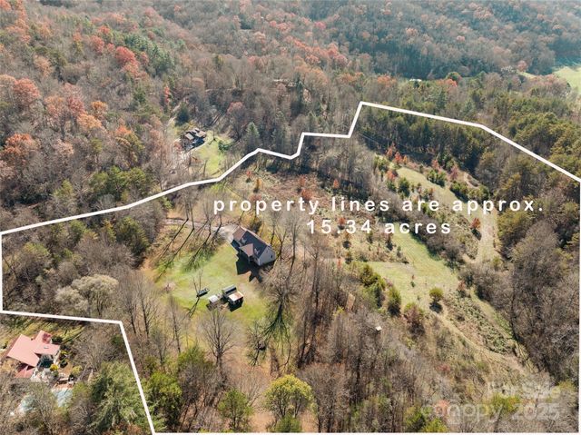 70 Pierce Elders Road, Whittier, NC 28789