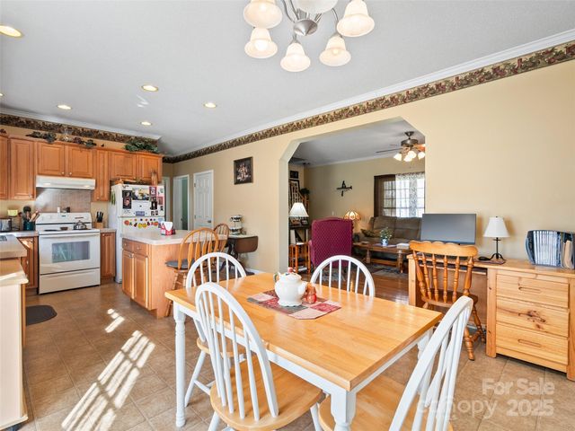 70 Pierce Elders Road, Whittier, NC 28789