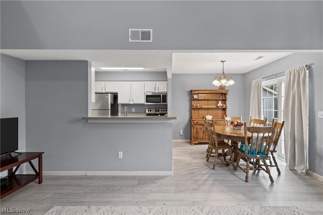 8720 Quailridge Court, Macedonia, OH 44056