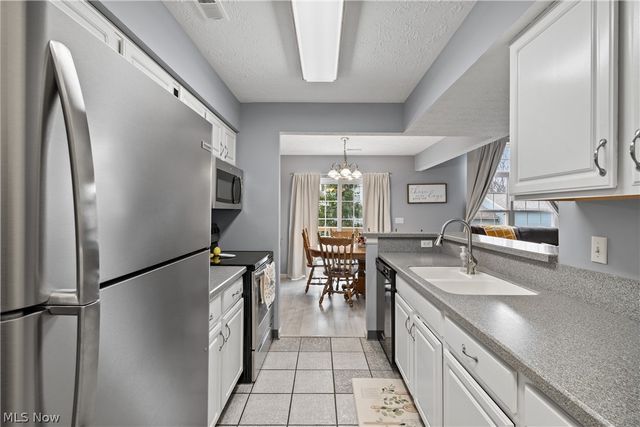8720 Quailridge Court, Macedonia, OH 44056