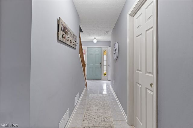 8720 Quailridge Court, Macedonia, OH 44056