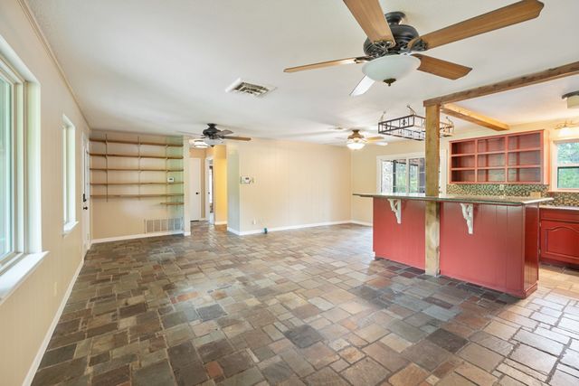 114 Adelia Drive, Mabank, TX 75156