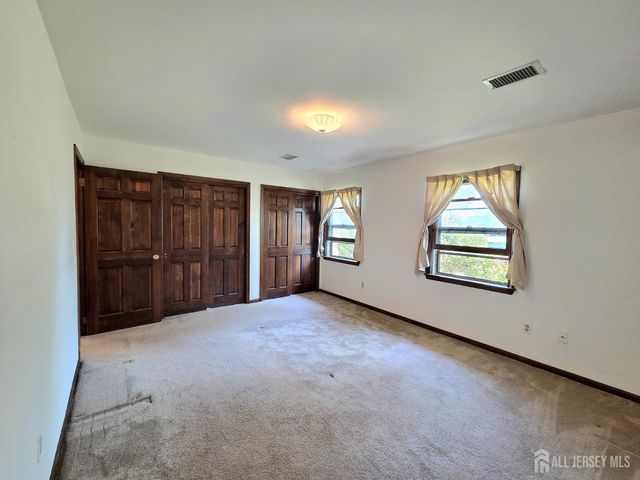 240 Central Avenue, Piscataway, NJ 08854