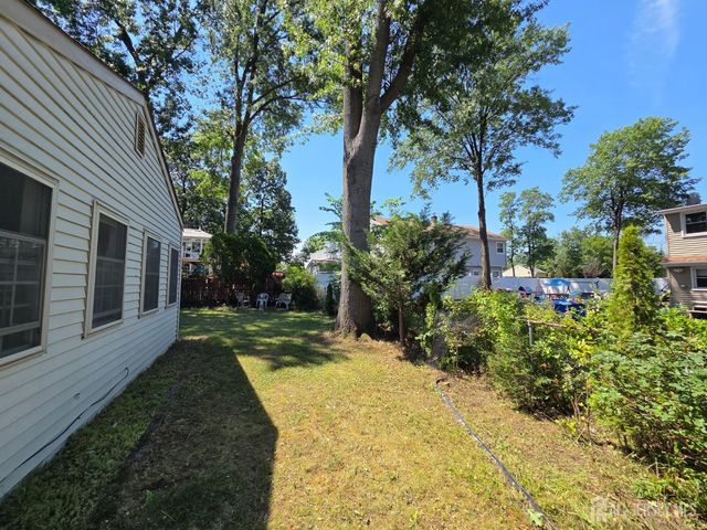 240 Central Avenue, Piscataway, NJ 08854