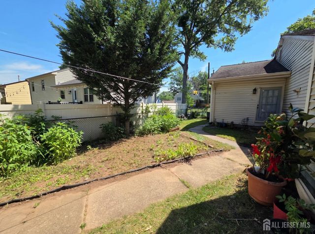 240 Central Avenue, Piscataway, NJ 08854
