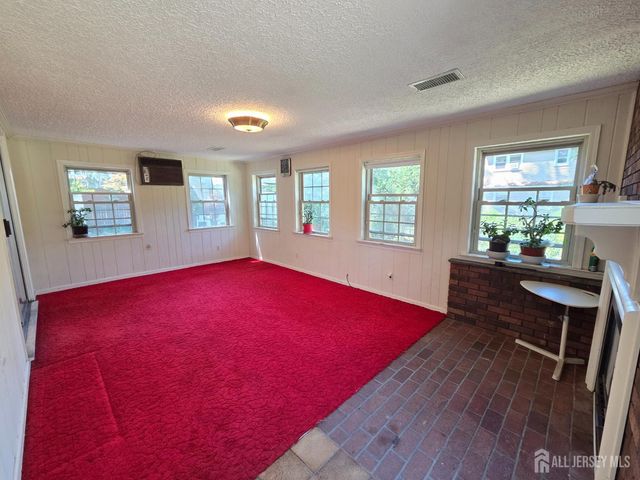 240 Central Avenue, Piscataway, NJ 08854