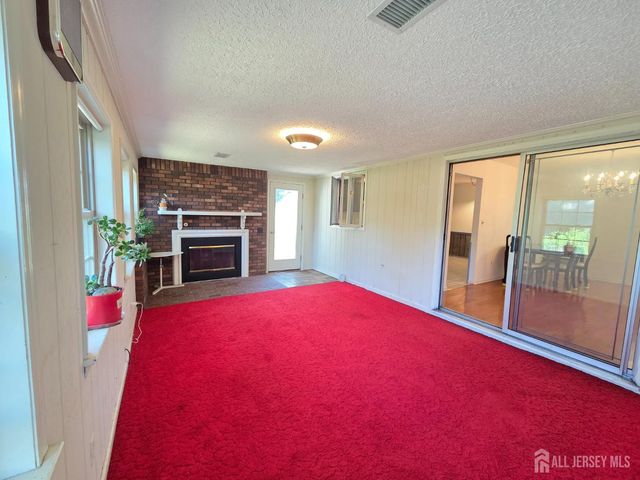 240 Central Avenue, Piscataway, NJ 08854