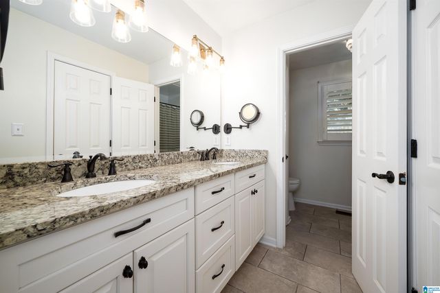 7513 CARROLWOOD WAY, Trussville, AL 35173