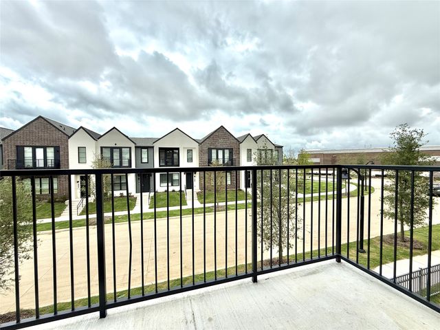 2306 Moonflower Road Bldg 22-2306, Mansfield, TX 76063