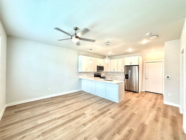 2306 Moonflower Road Bldg 22-2306, Mansfield, TX 76063