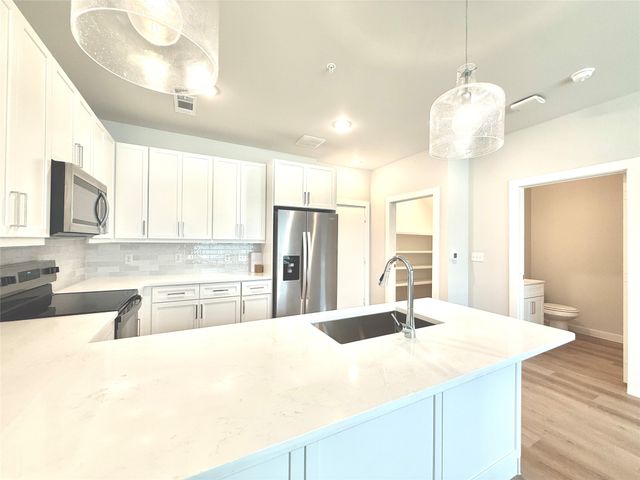 2306 Moonflower Road Bldg 22-2306, Mansfield, TX 76063