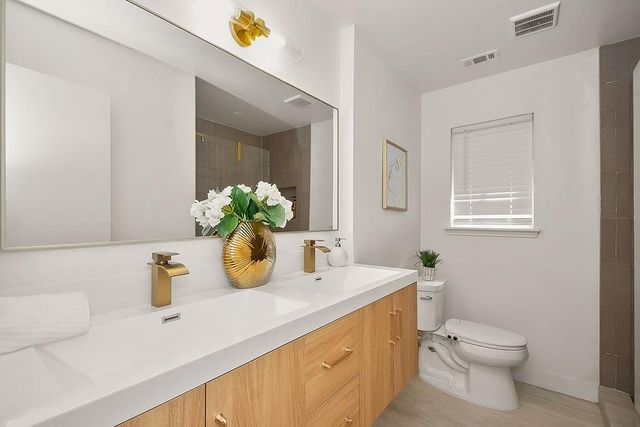 814 El Toro Lane, Houston, TX 77062