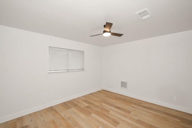 814 El Toro Lane, Houston, TX 77062