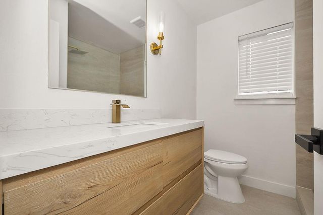 814 El Toro Lane, Houston, TX 77062