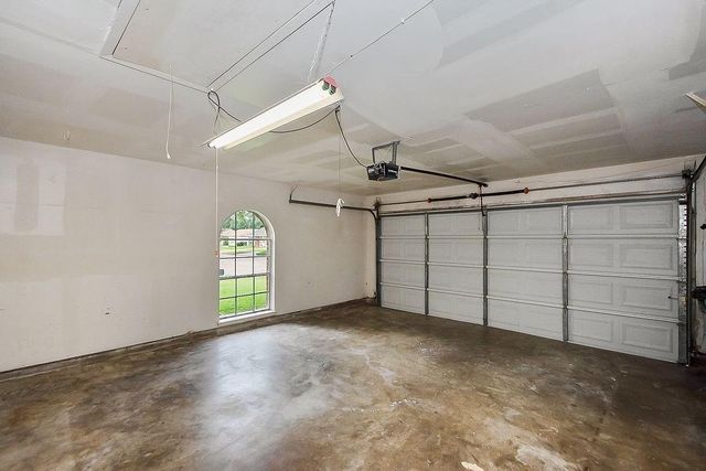 814 El Toro Lane, Houston, TX 77062